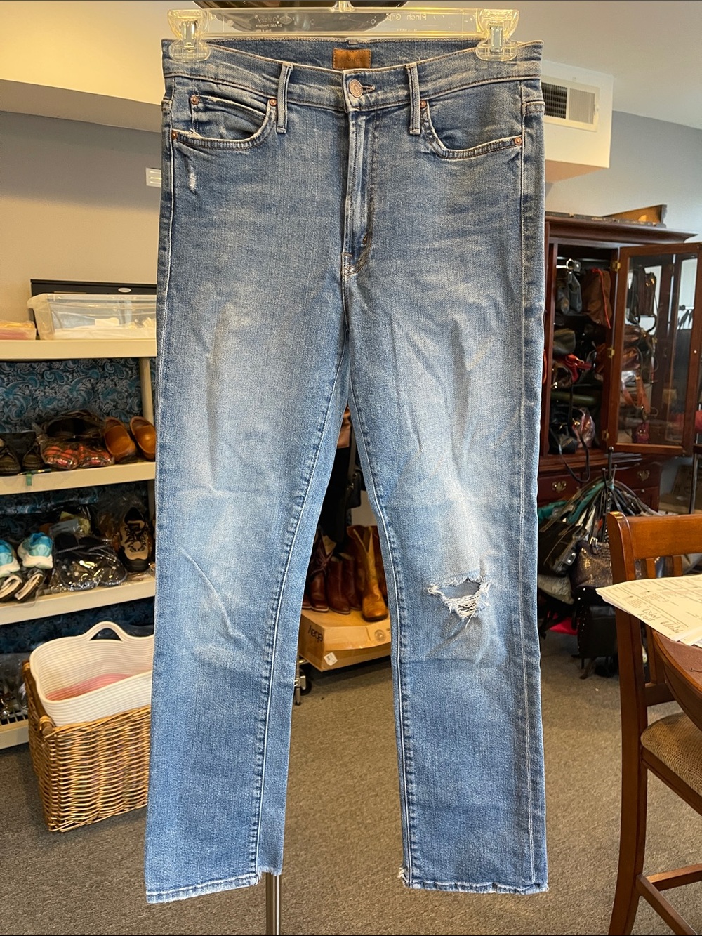 MOTHER High Waisted Rascal Ankle: size 28, Love Gun wash, Normcore.
